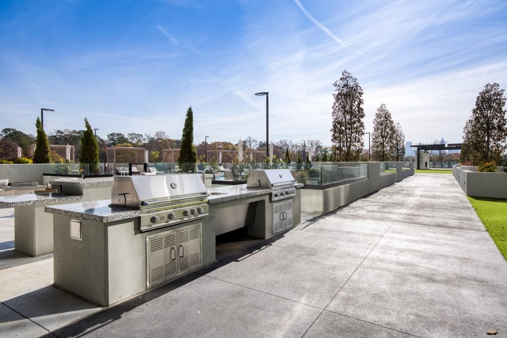 2425 Peachtree Road NE Unit 1006