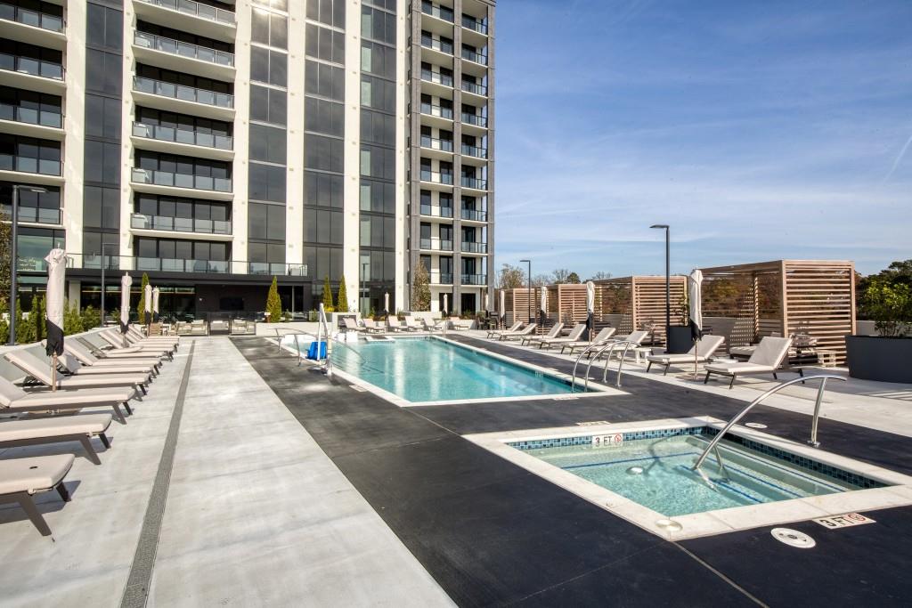 2425 Peachtree Road NE Unit 1006