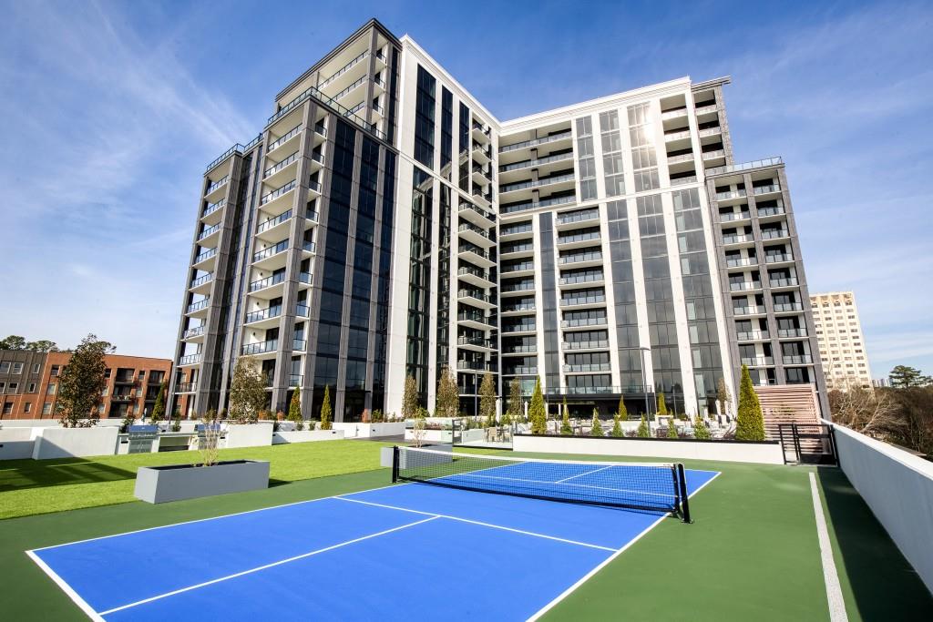 2425 Peachtree Road NE Unit 1006