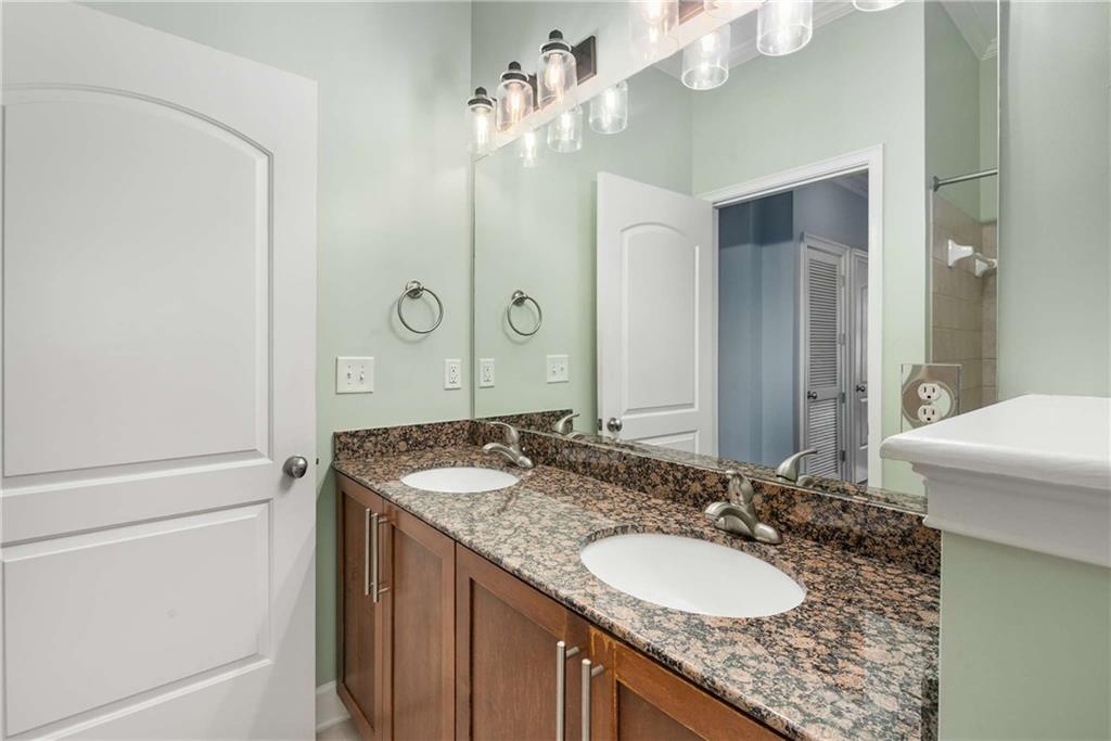 1055 Piedmont Avenue NE Unit 114