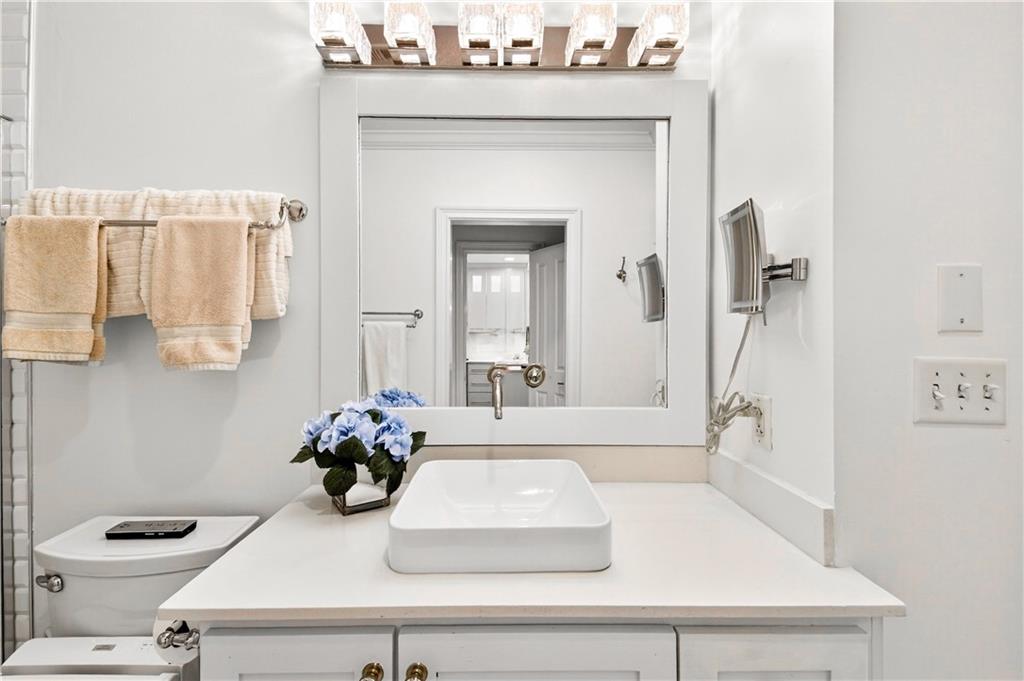 2255 Peachtree Road NE Unit 323