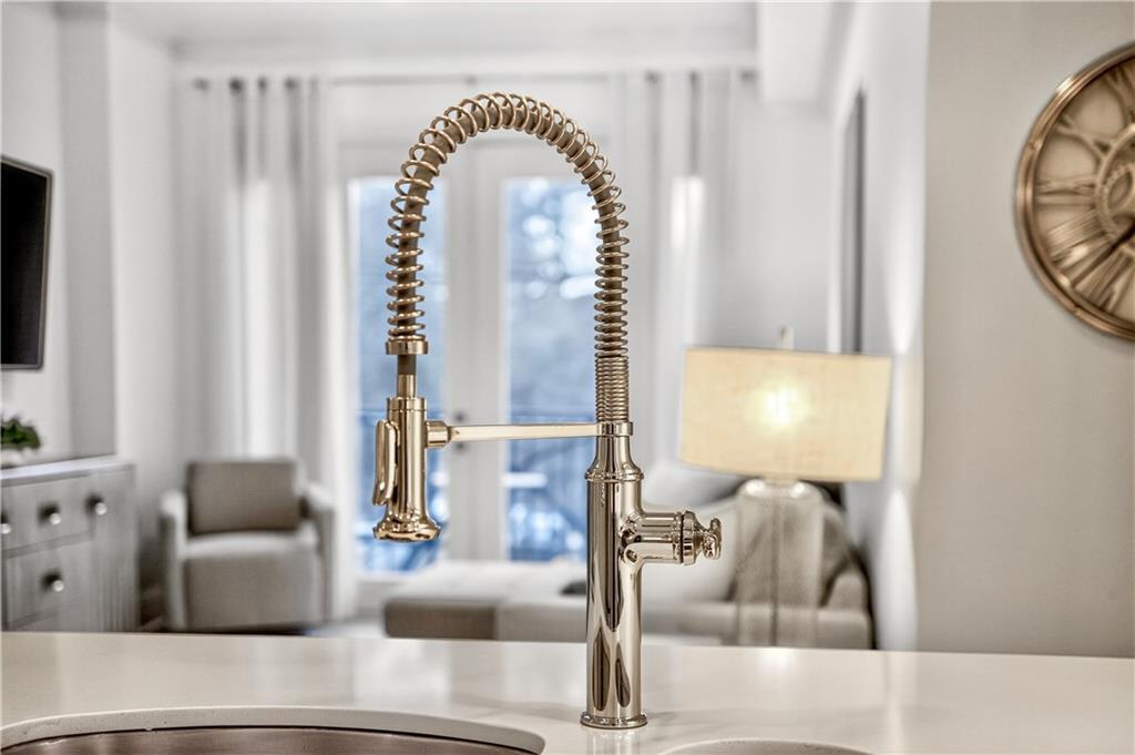 2255 Peachtree Road NE Unit 323
