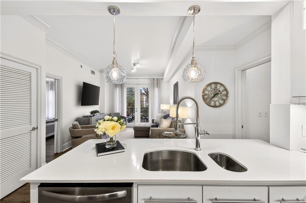 2255 Peachtree Road NE Unit 323