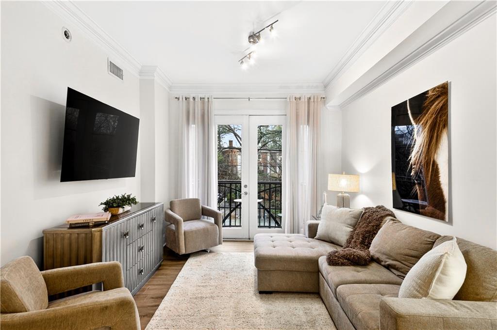2255 Peachtree Road NE Unit 323
