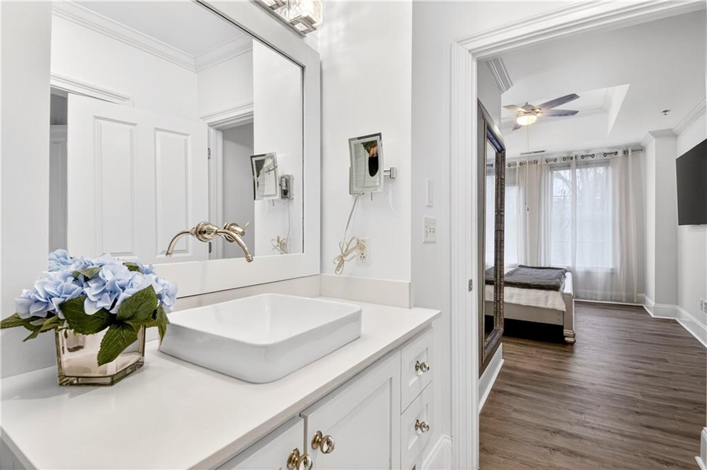 2255 Peachtree Road NE Unit 323