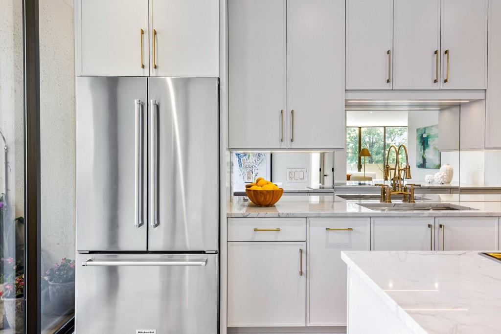 2575 Peachtree Road NE Unit 6G