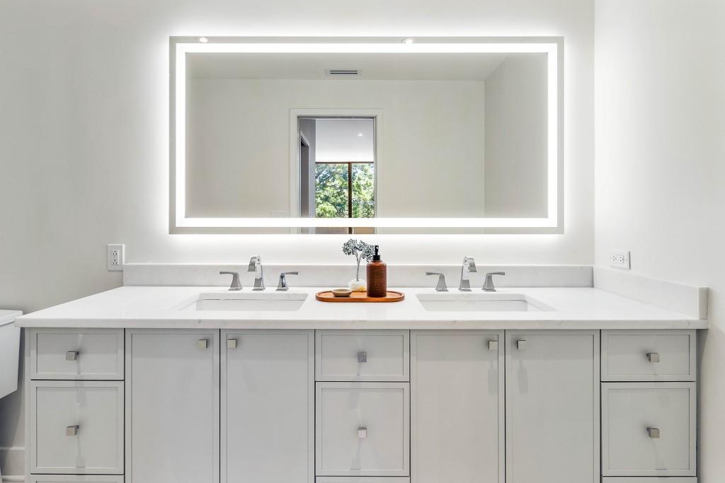 2575 Peachtree Road NE Unit 6G