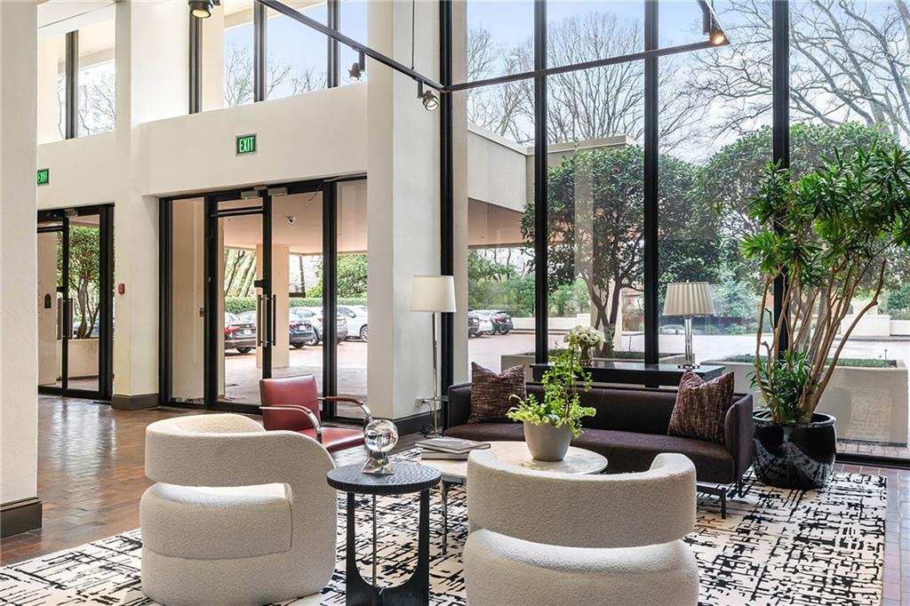 2575 Peachtree Road NE Unit 6G