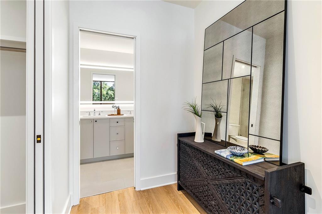 2575 Peachtree Road NE Unit 6G