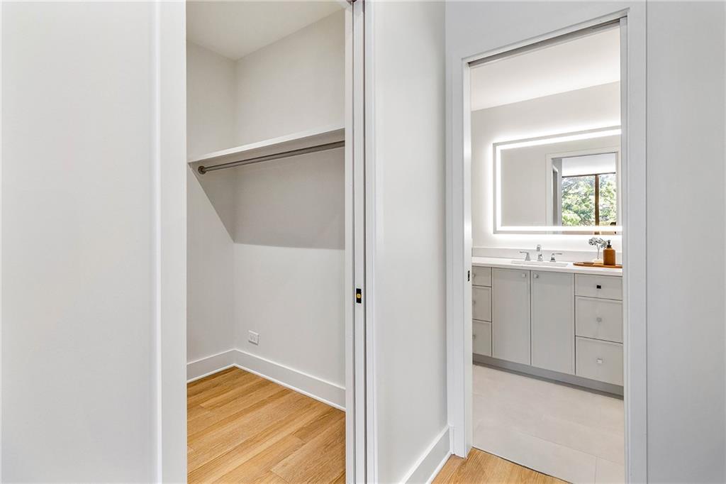 2575 Peachtree Road NE Unit 6G