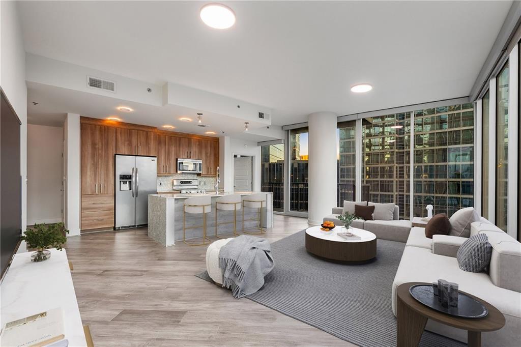 1080 Peachtree Street NE Unit 910