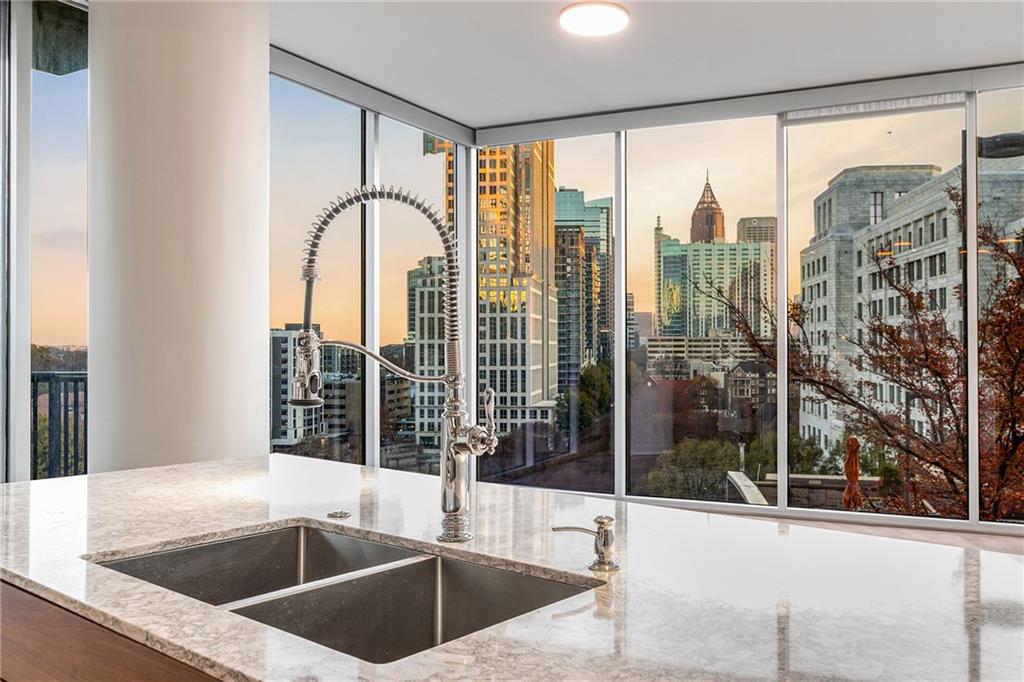 1080 Peachtree Street NE Unit 910