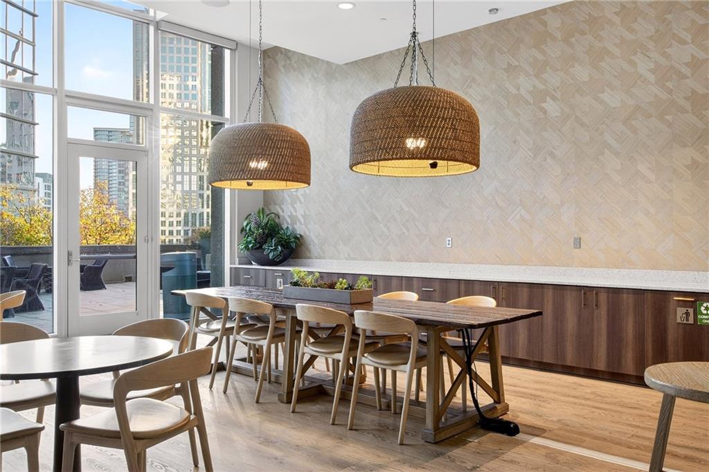 1080 Peachtree Street NE Unit 910