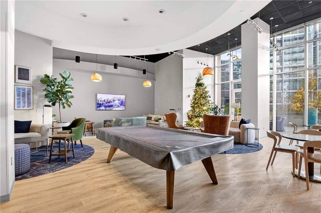1080 Peachtree Street NE Unit 910