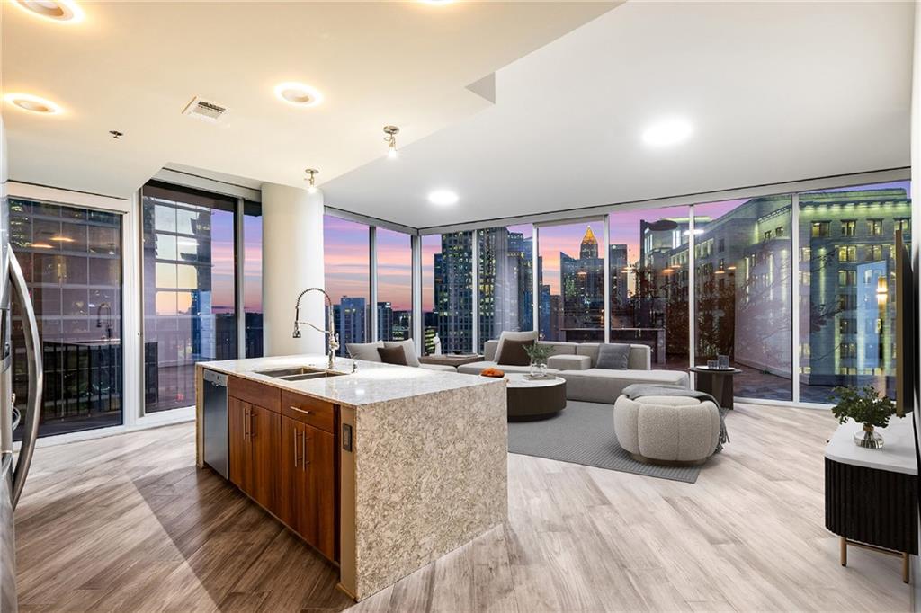 1080 Peachtree Street NE Unit 910
