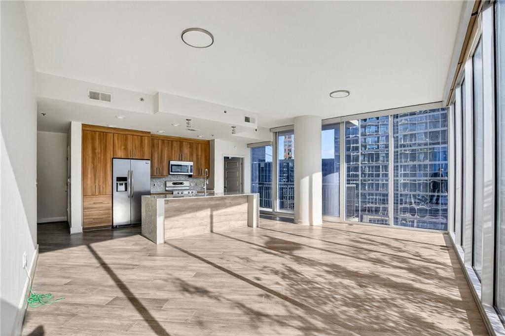 1080 Peachtree Street NE Unit 910