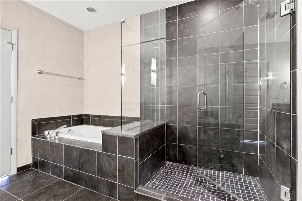 1080 Peachtree Street NE Unit 910