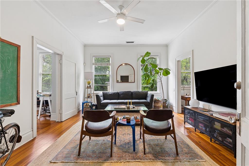 916 Myrtle Street NE Unit 4