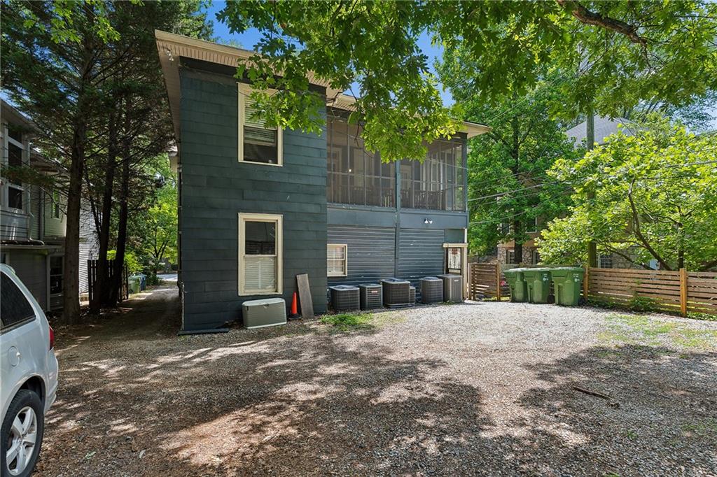 916 Myrtle Street NE Unit 4