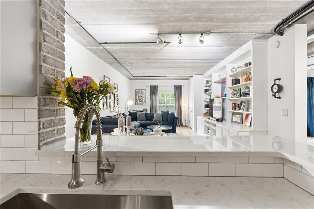 800 Peachtree Street NE Unit 1110
