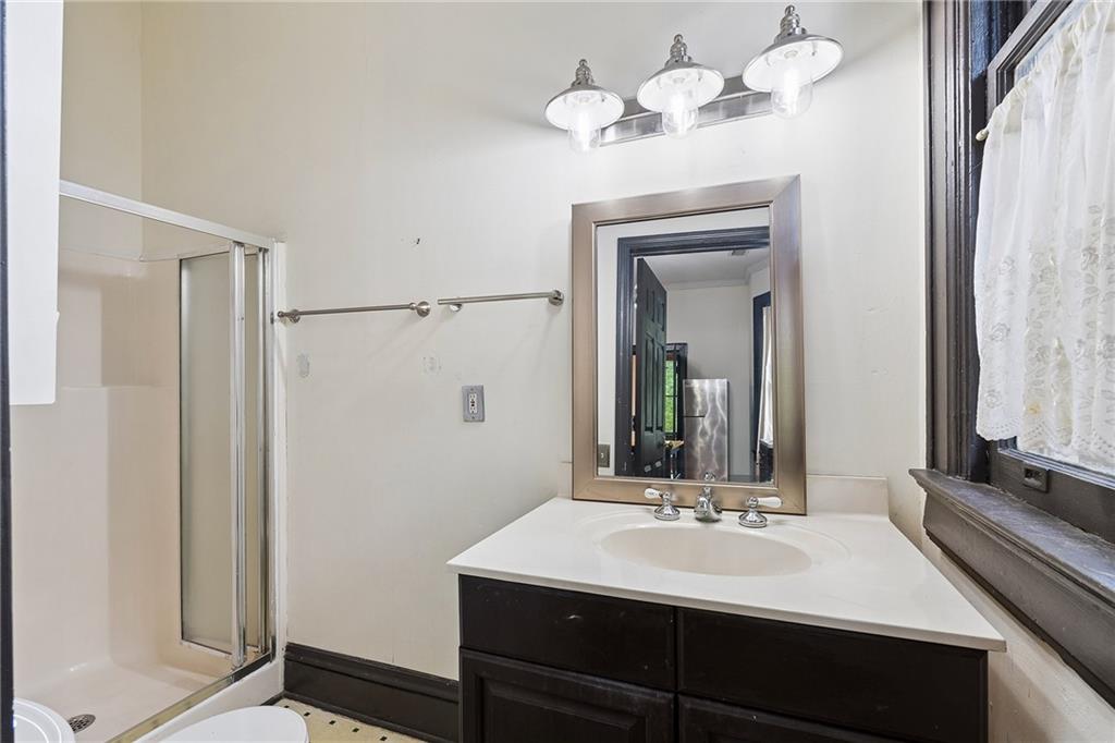 916 Myrtle Street NE Unit 6