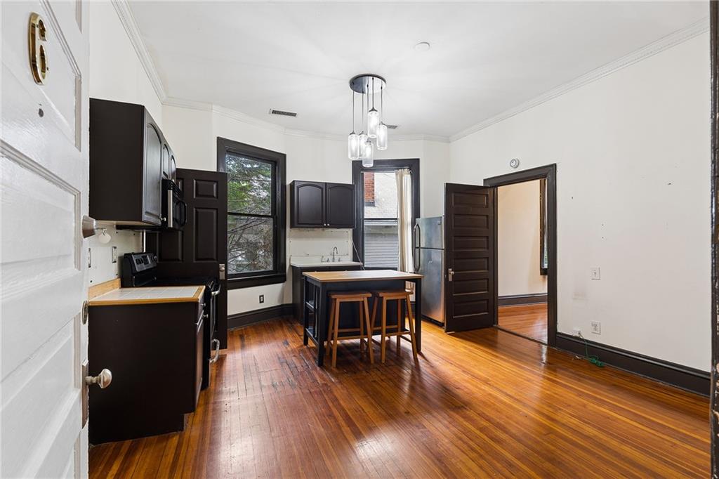 916 Myrtle Street NE Unit 6