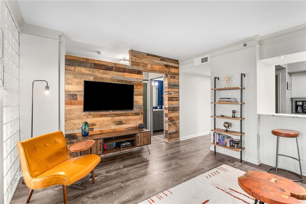 275 13th Street NE Unit 210