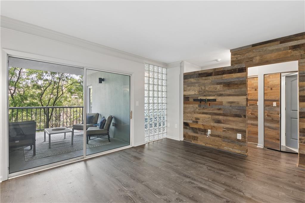 275 13th Street NE Unit 210