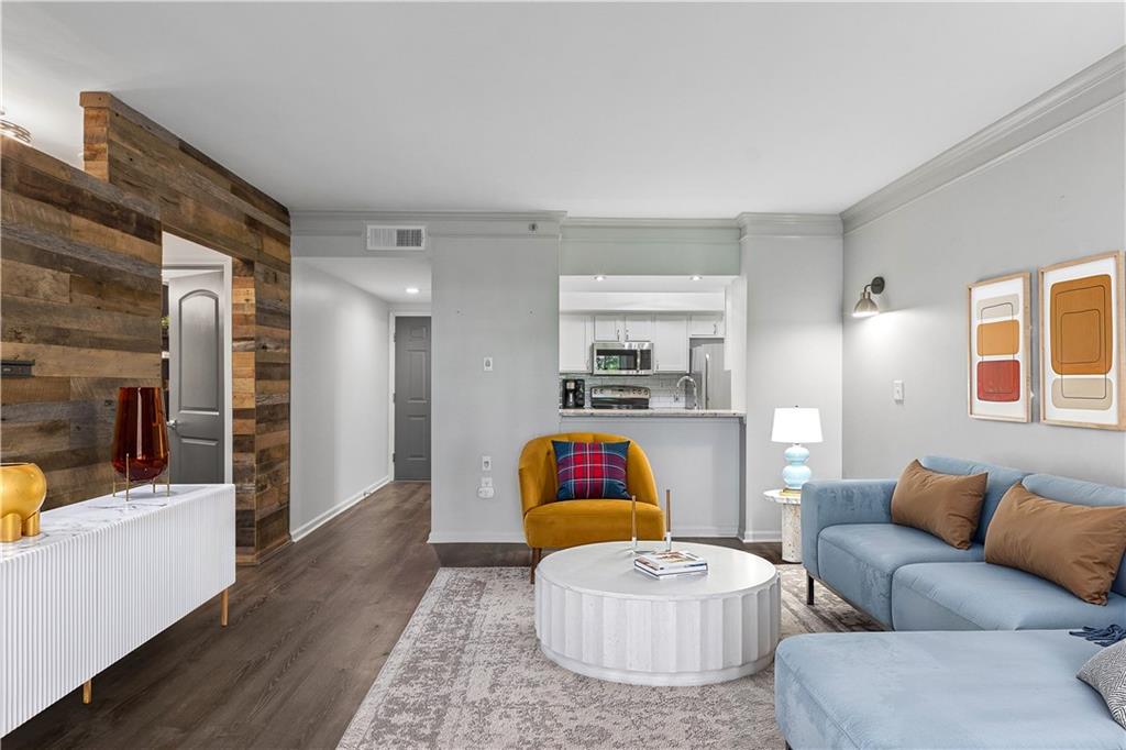 275 13th Street NE Unit 210