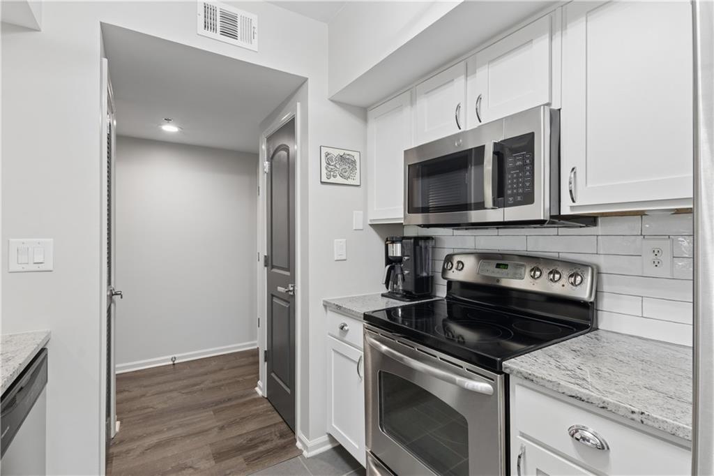 275 13th Street NE Unit 210