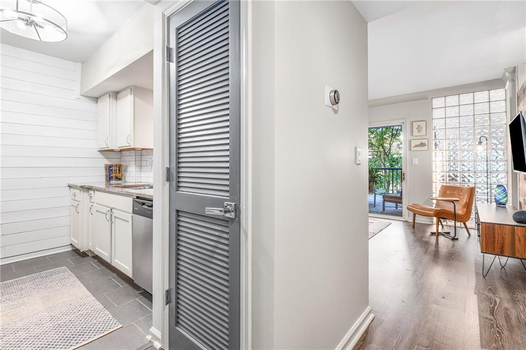 275 13th Street NE Unit 210