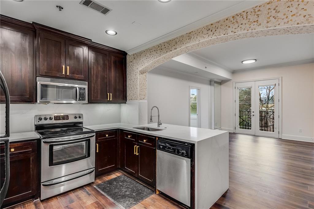 2255 Peachtree Road NE Unit 522