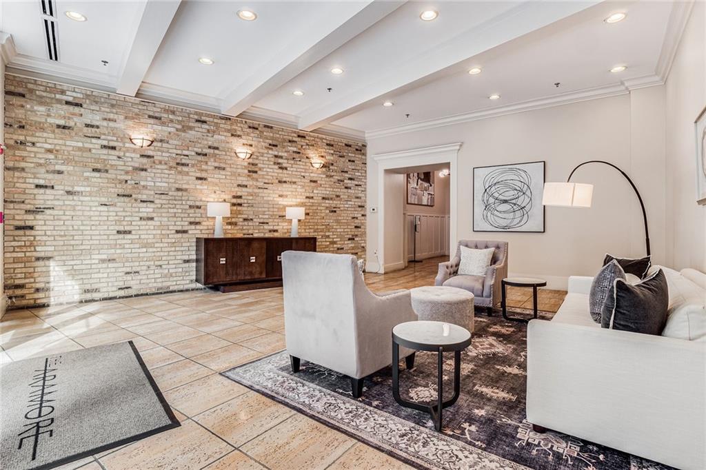 2255 Peachtree Road NE Unit 522