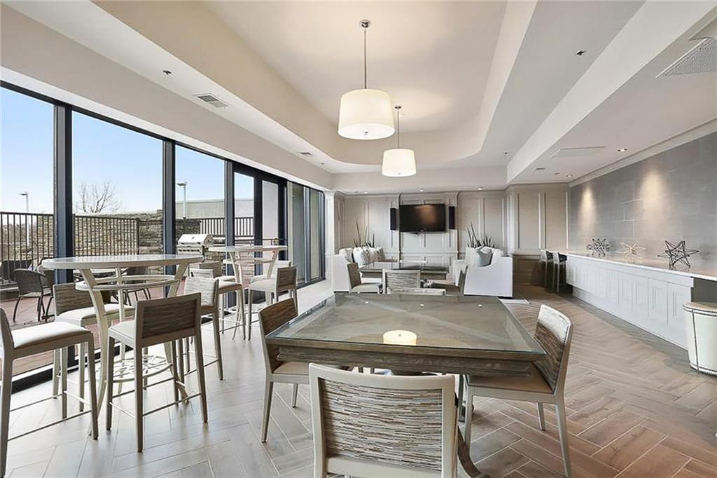 2255 Peachtree Road NE Unit 522