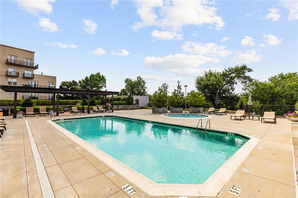2255 Peachtree Road NE Unit 522