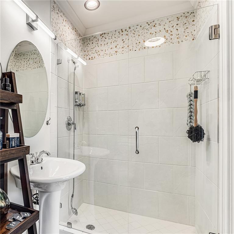 2255 Peachtree Road NE Unit 522
