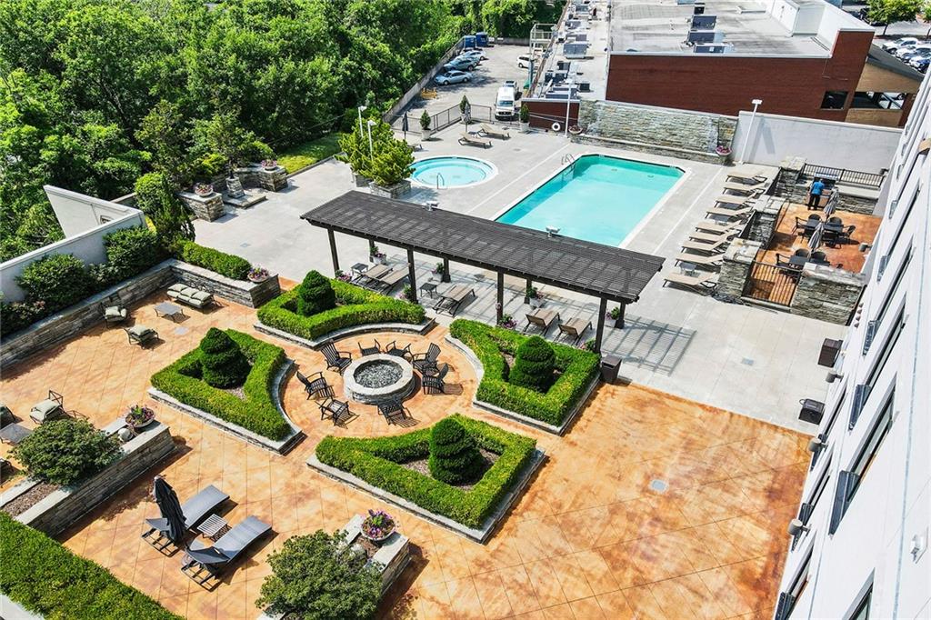 2255 Peachtree Road NE Unit 522