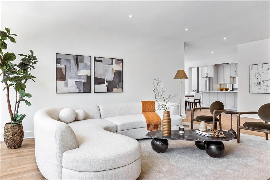 2575 Peachtree Road NW Unit 6G