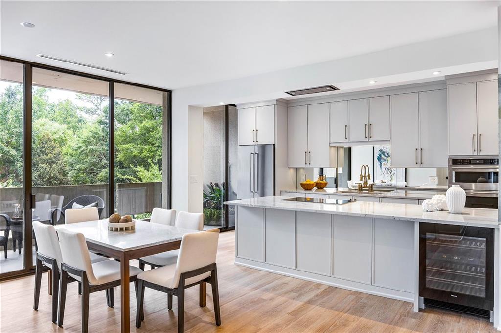 2575 Peachtree Road NW Unit 6G