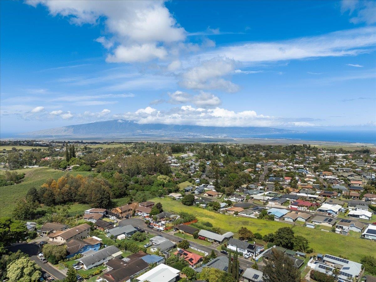 720 Kekona Pl