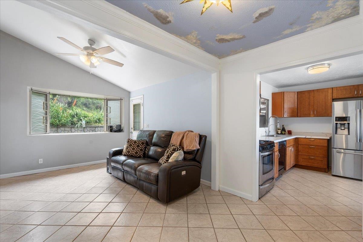 720 Kekona Pl