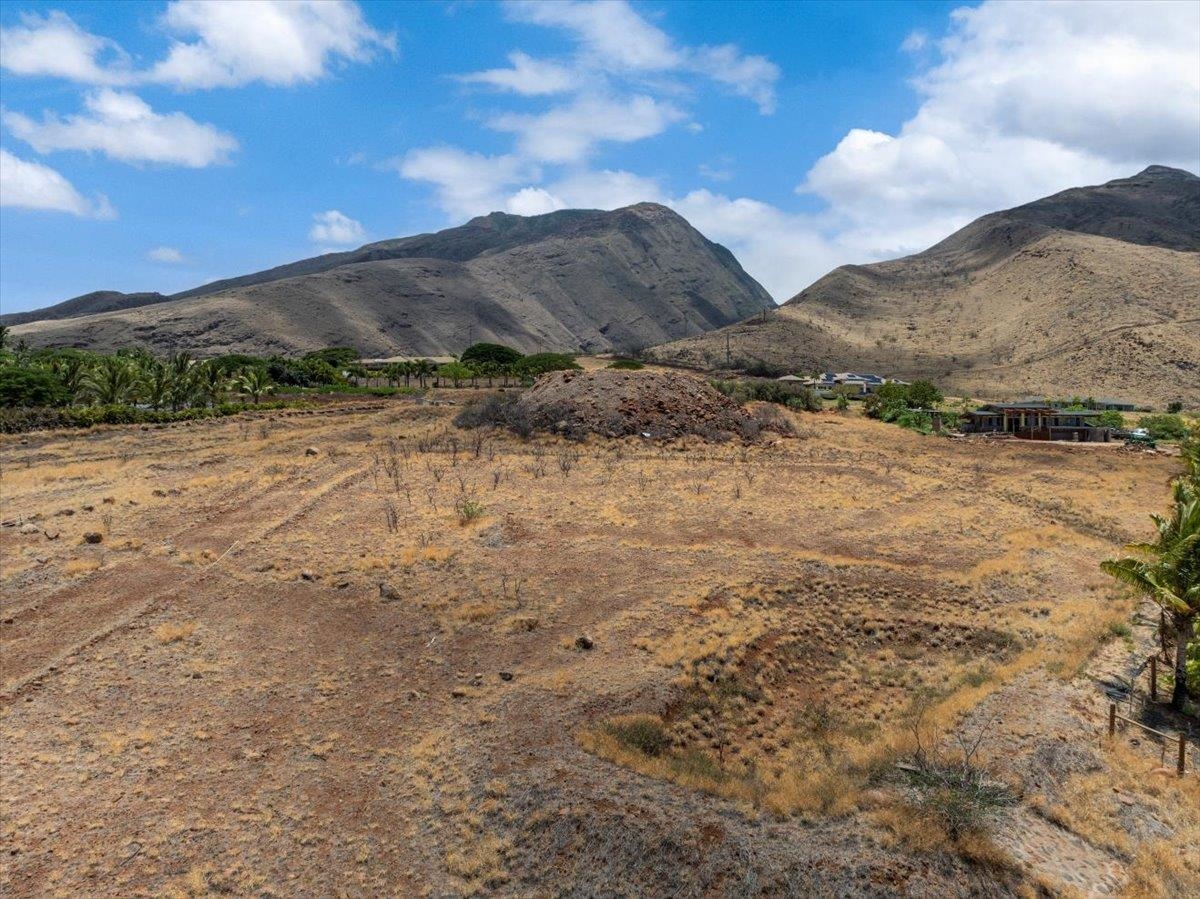 295 Luawai St Unit: 12A