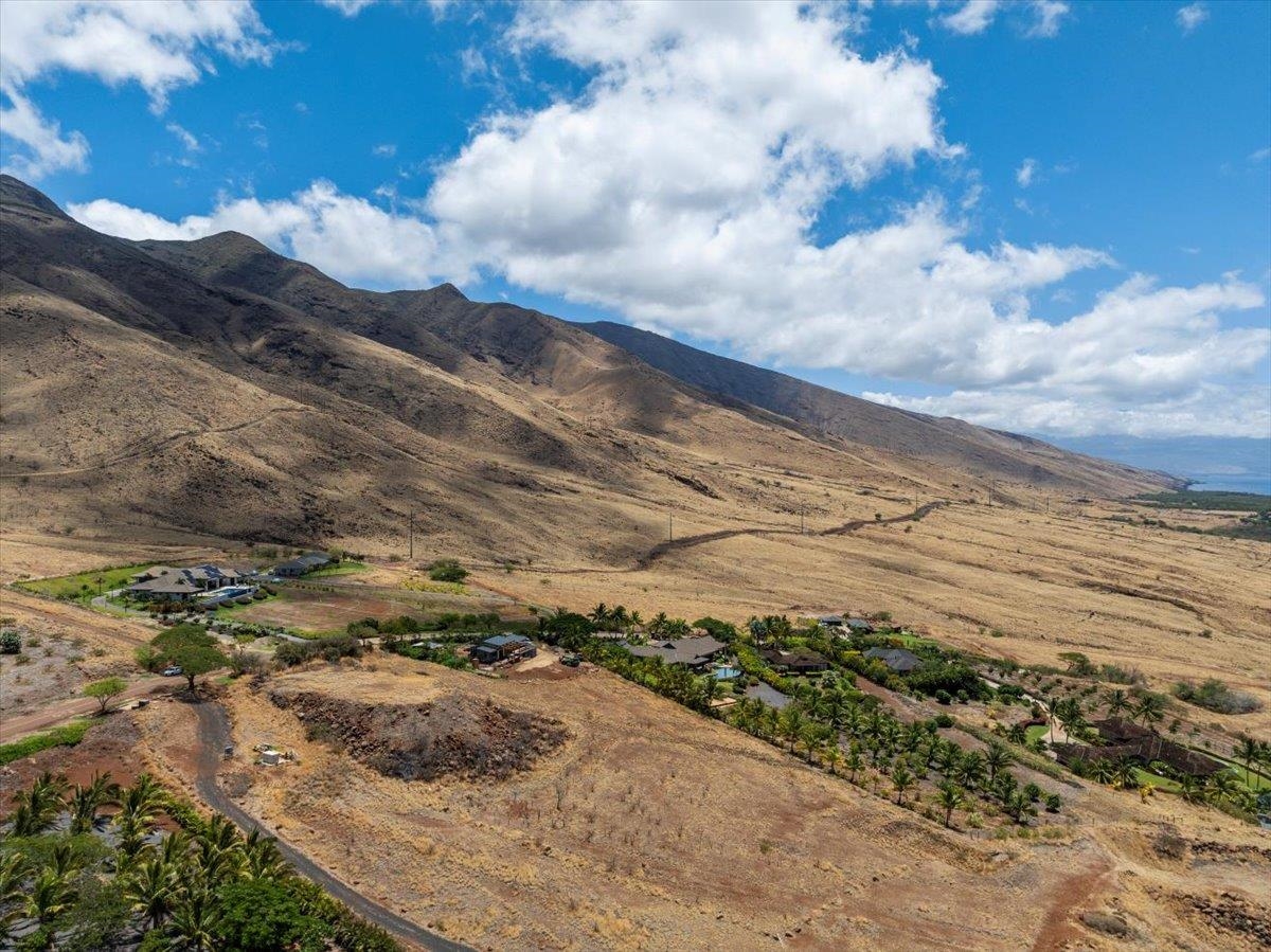 295 Luawai St Unit: 12A