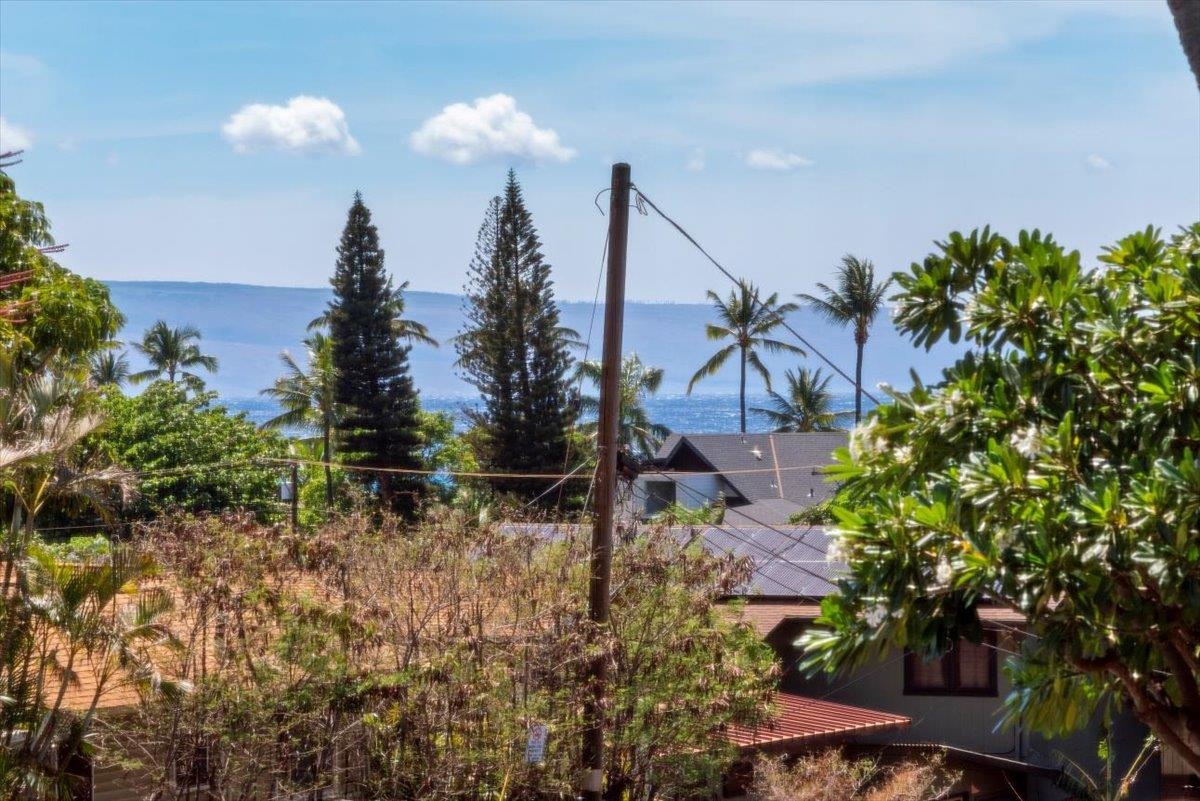 3740 Lower Honoapiilani Rd Unit: E102