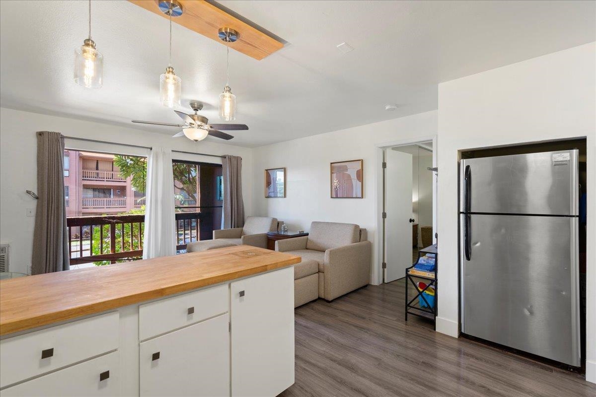 3740 Lower Honoapiilani Rd Unit: E102