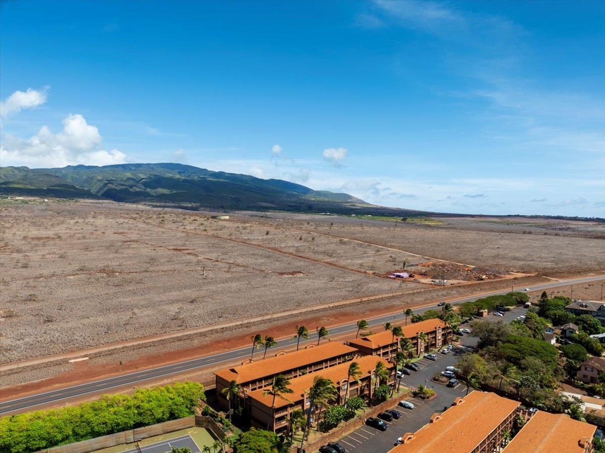 3740 Lower Honoapiilani Rd Unit: E102