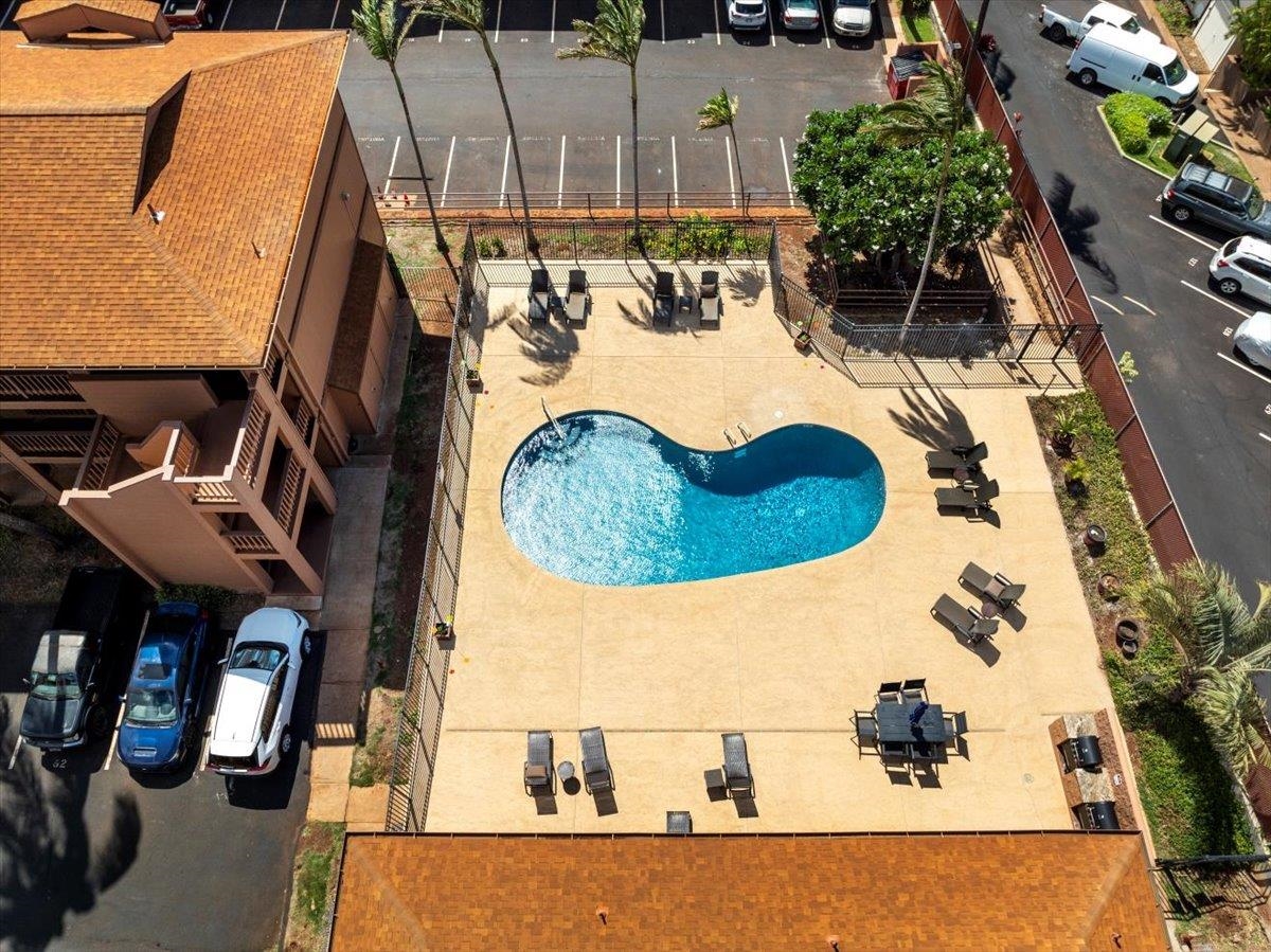 3740 Lower Honoapiilani Rd Unit: E102