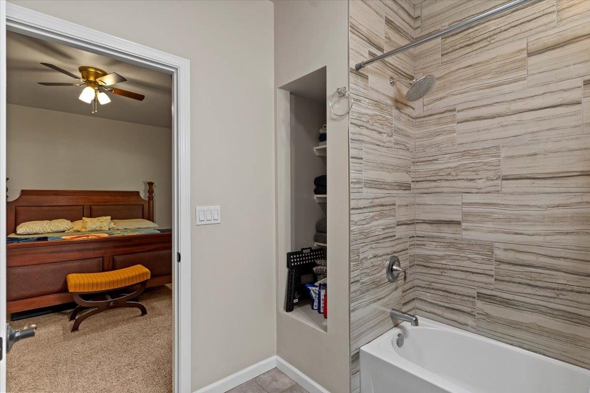 200 Awalau Rd Unit: Unit B