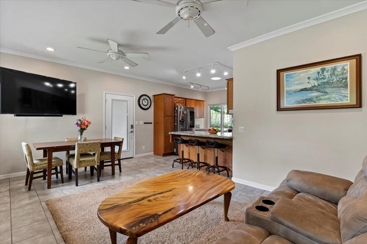 200 Awalau Rd Unit: Unit B