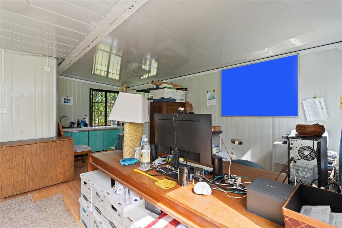 200 Awalau Rd Unit: Unit B